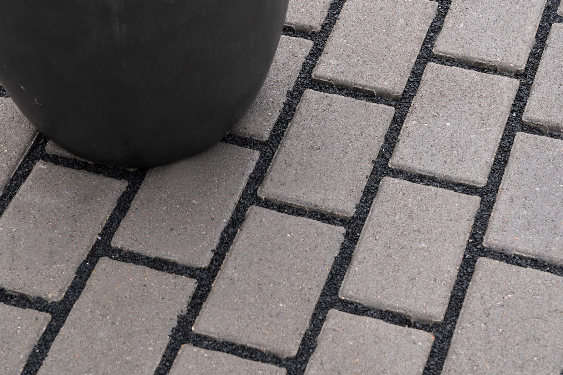 Referenzbild Dränfuge mit Splittfüllung